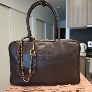 Miu Miu Beau leather bag in Large